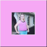 hilary_2005_president_monroe_estate_charlottesville_va_before_gamma_knife_saw_madame_butterfly_outside_300_288web.jpg